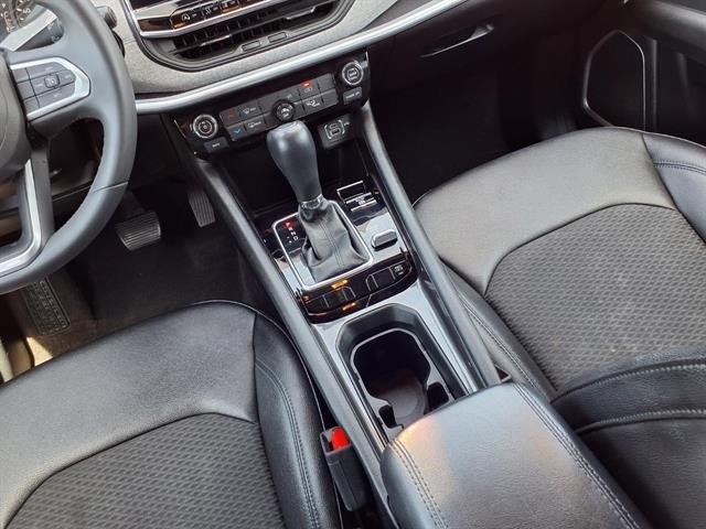 Certified Used 2024 Bright White Clear Coat Jeep Latitude image 9