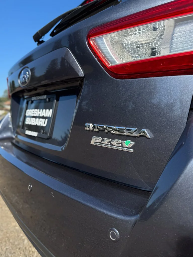 Used 2017 Carbide Gray Metallic Subaru 2.0i Limited image 43