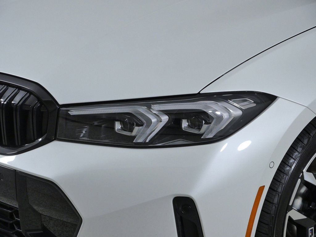 New 2026 Mineral White Metallic BMW 330i xDrive image 3