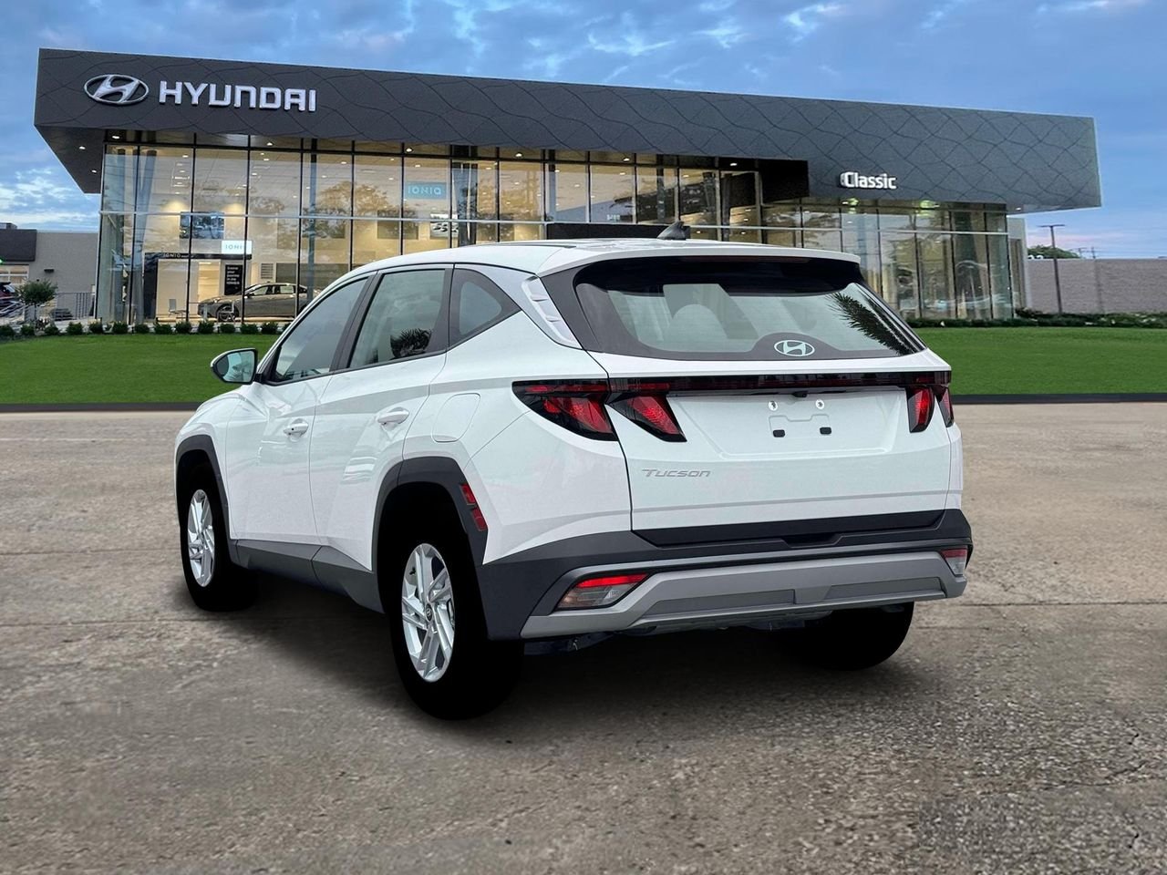 New 2026 Serenity White Pearl Hyundai SE image 5