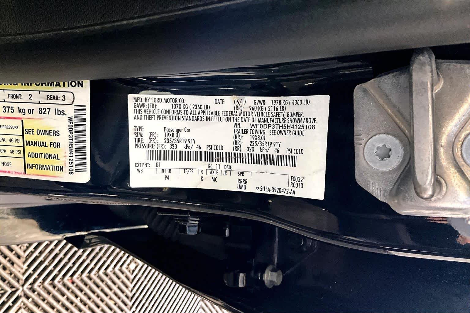 Used 2017 Shadow Black Ford RS image 34