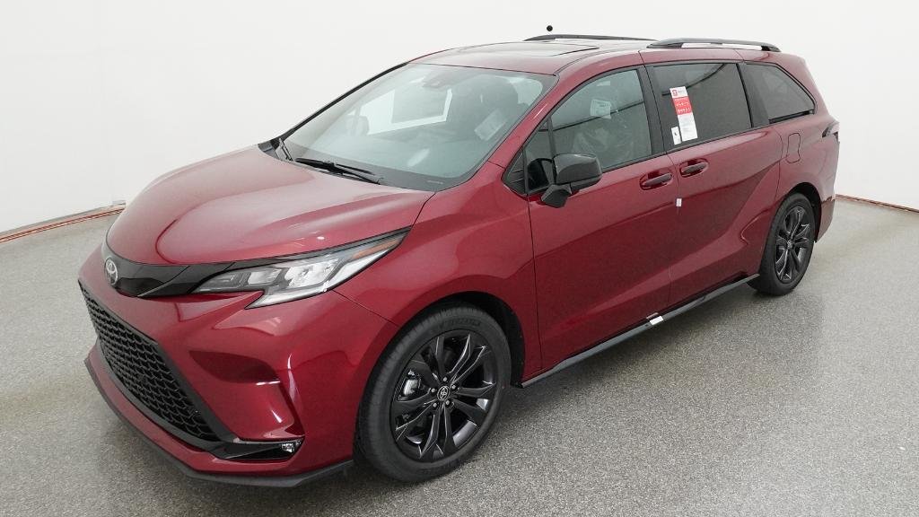 2026 Toyota Sienna XSE 7-Passenger Hybrid FWD's photo