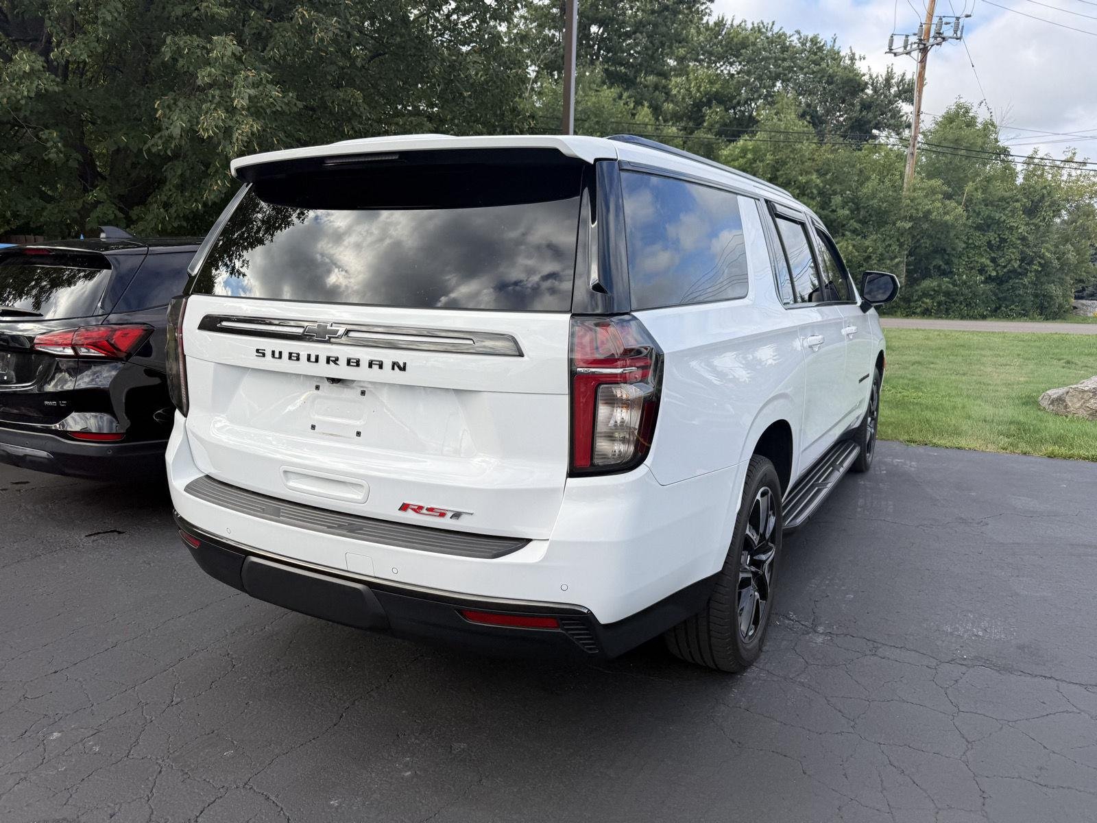 Used 2021 Summit White Chevrolet RST image 5