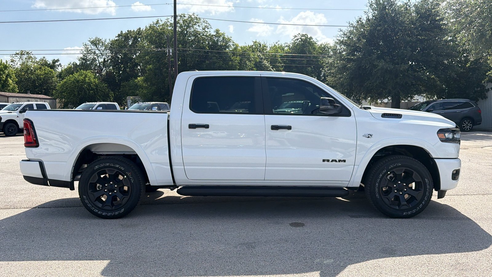 New 2026 Bright White Clear-Coat Exterior Paint RAM Lone Star image 4