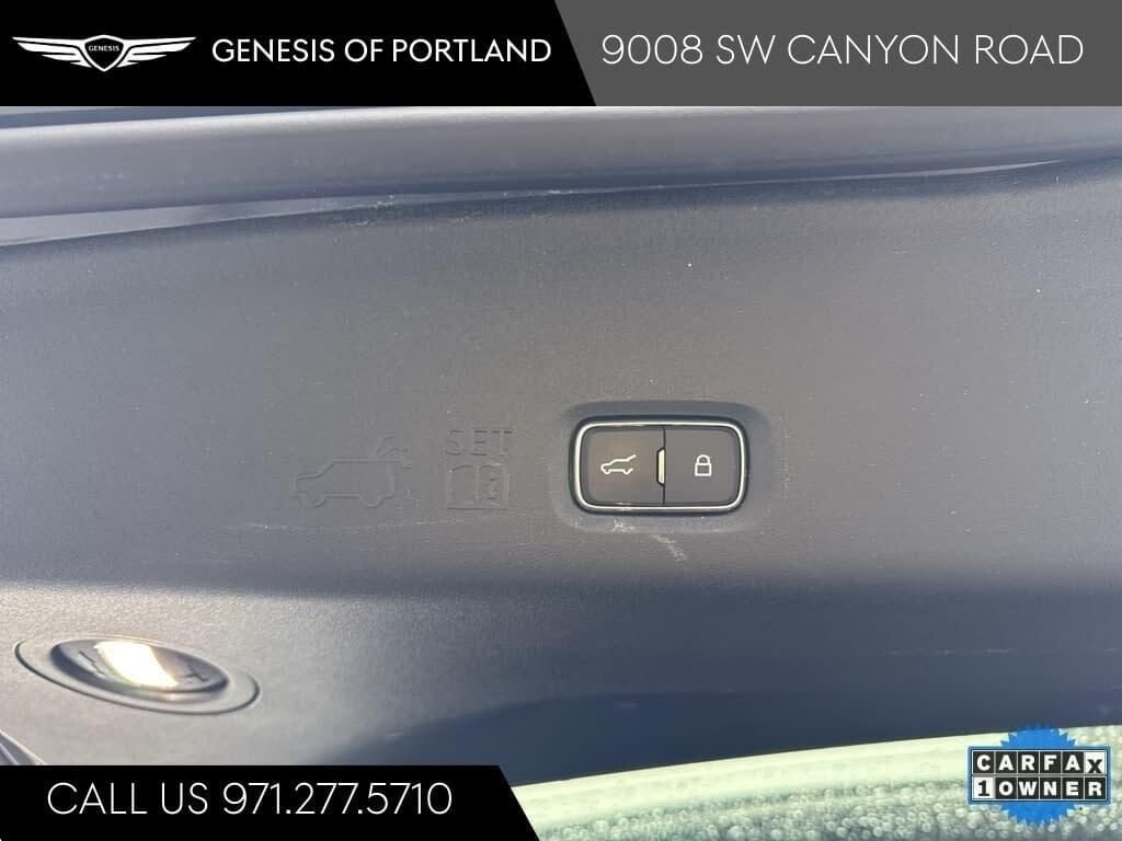 Used 2025 Blue Metallic Lincoln Reserve image 14