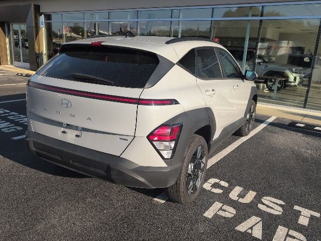 Used 2025 Gray Hyundai SEL image 8