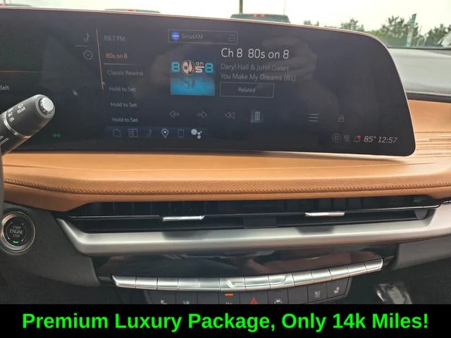 Used 2025 Green Cadillac Premium Luxury image 21