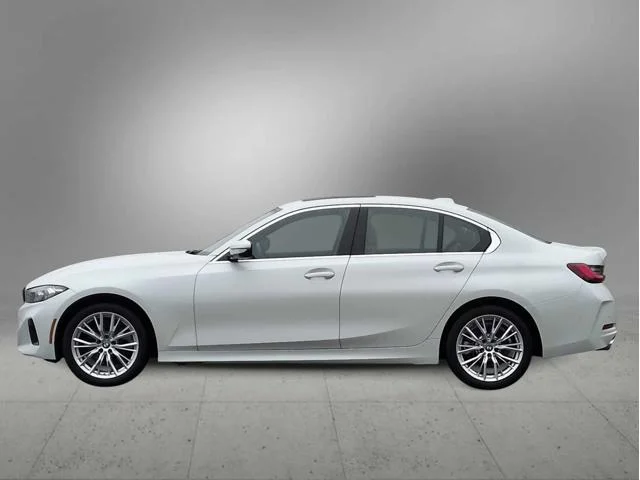 New 2024 Mineral White Metallic BMW 330i xDrive image 5