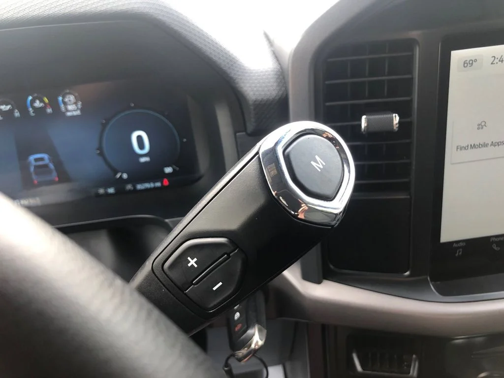 Used 2025 Black Ford XLT image 31