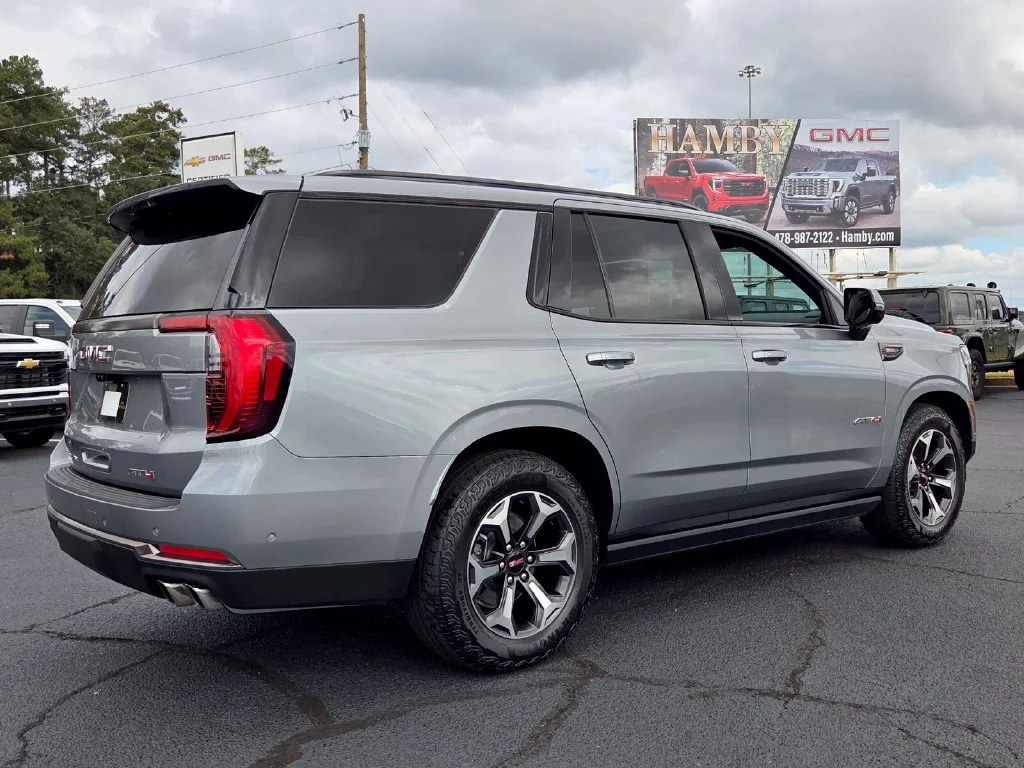 Used 2025 Sterling Metallic GMC AT4 Ultimate image 18
