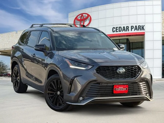 Used 2023 Magnetic Gray Metallic Toyota XSE image 1