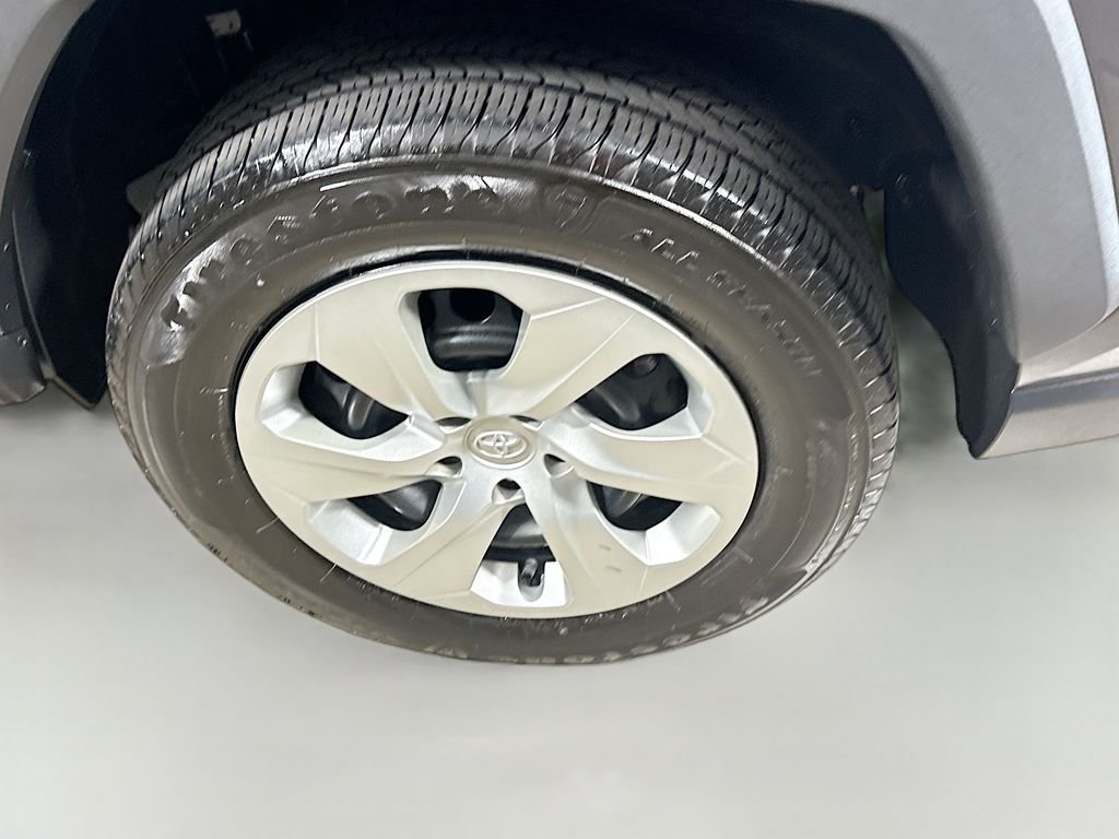 Used 2021 Magnetic Gray Metallic Toyota LE image 29