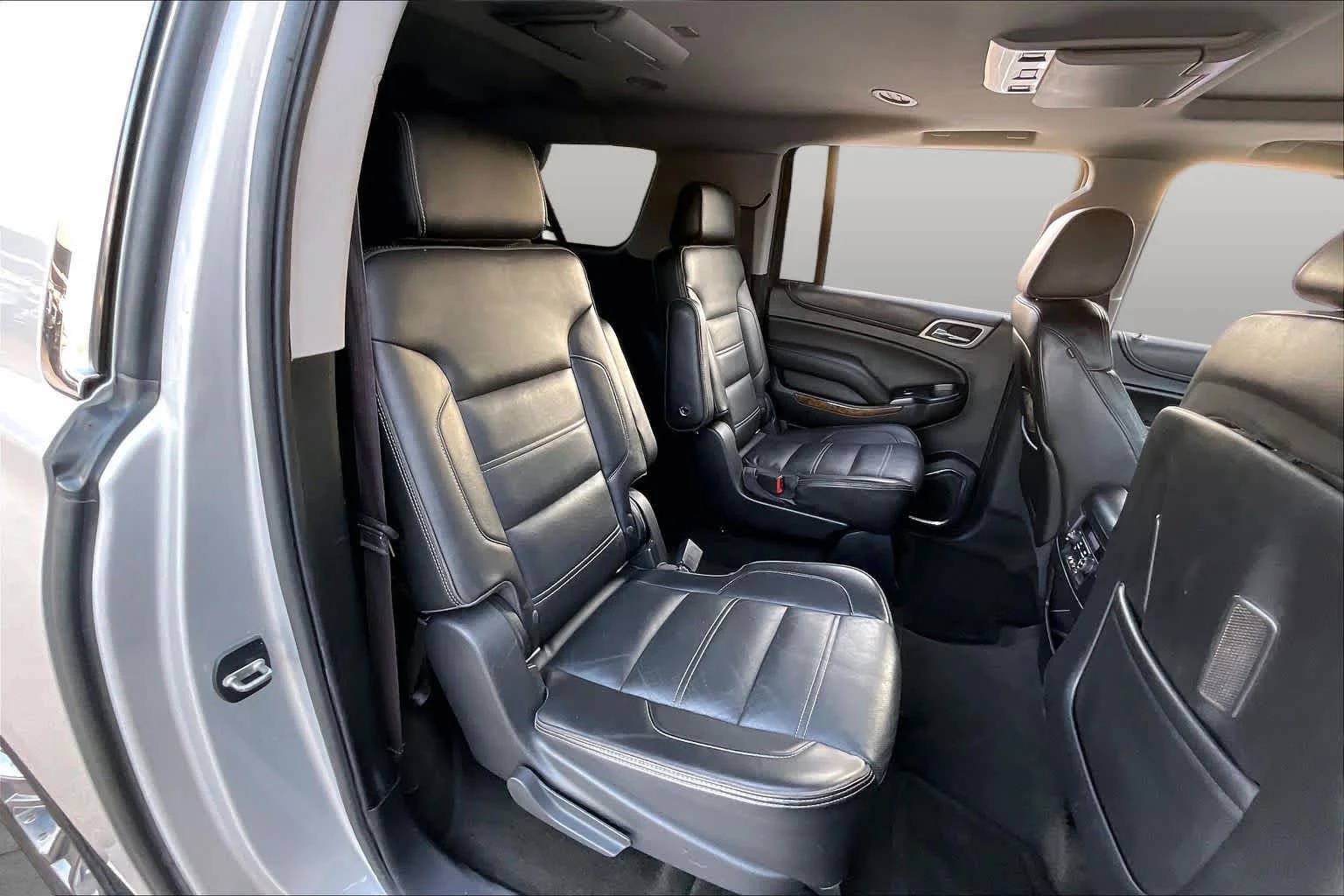 Used 2015 QUICKSILVER METALLIC GMC Denali image 16