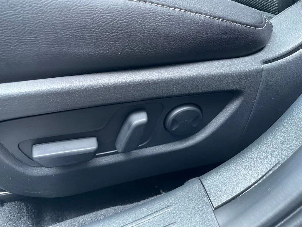 New 2026 Beige/tan Mazda 2.5 S Meridian Edition image 16