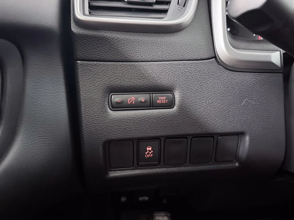 Used 2019 Black Nissan S image 20