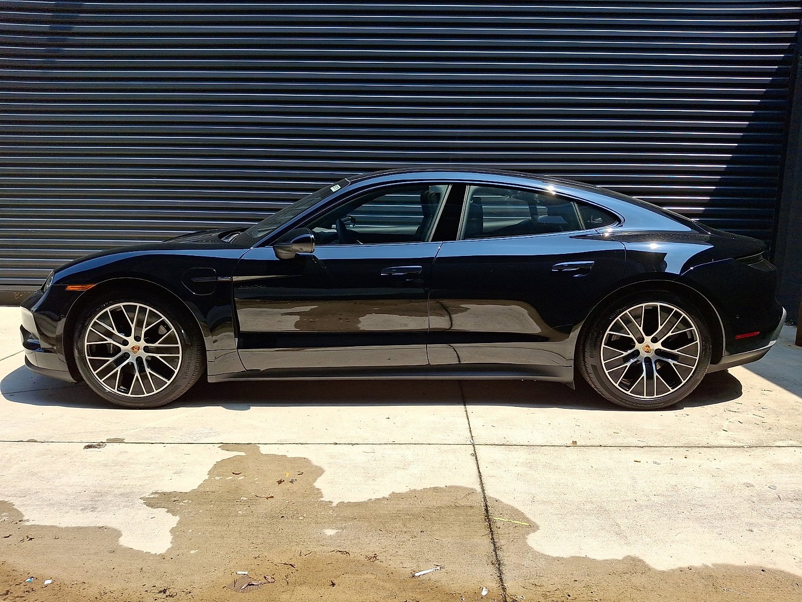 New 2026 Black Porsche 4S image 2