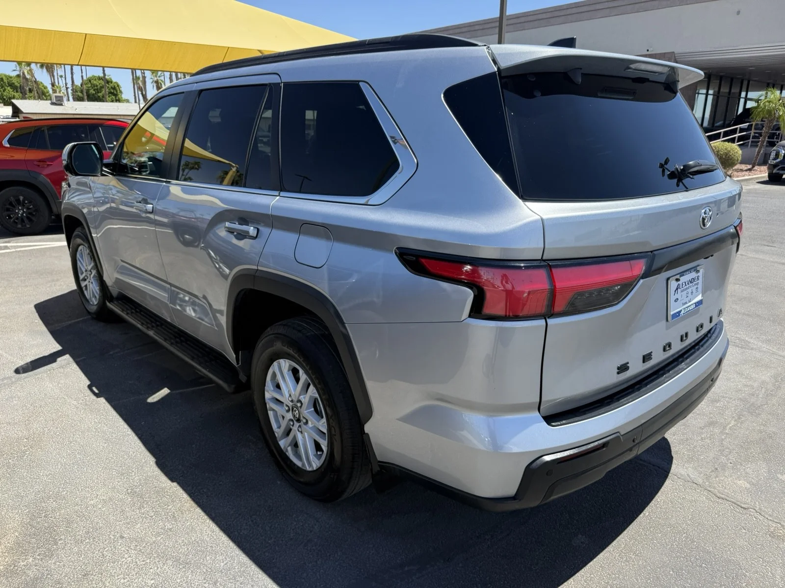 Used 2025  Toyota SR5 image 4