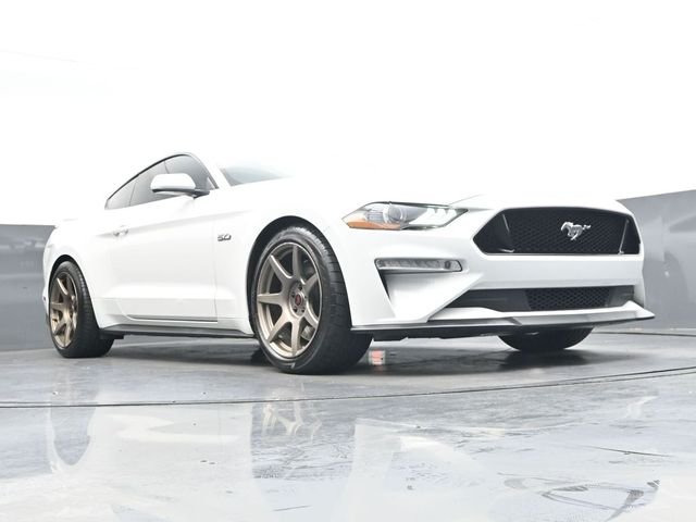 Used 2020 White Ford GT image 29