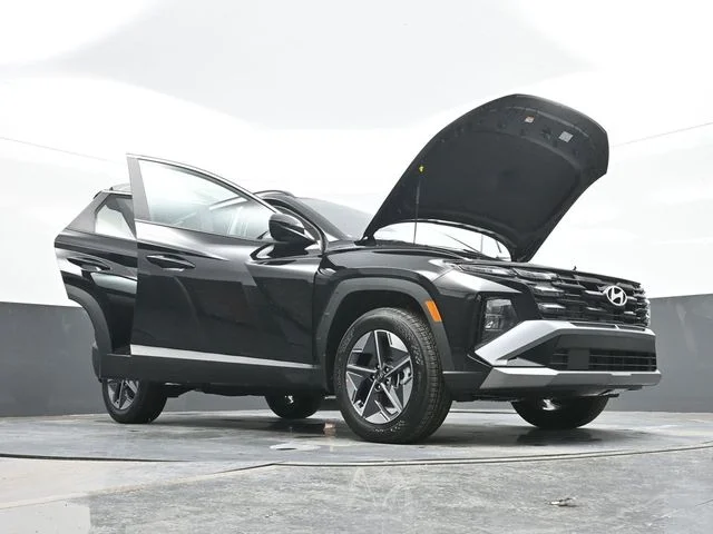 New 2026 Black Hyundai SEL image 32