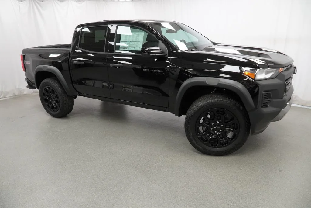 New 2026 Black Chevrolet Trail Boss image 6
