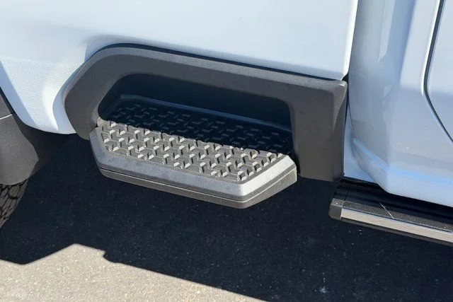 New 2026 Summit White GMC Denali Ultimate image 7