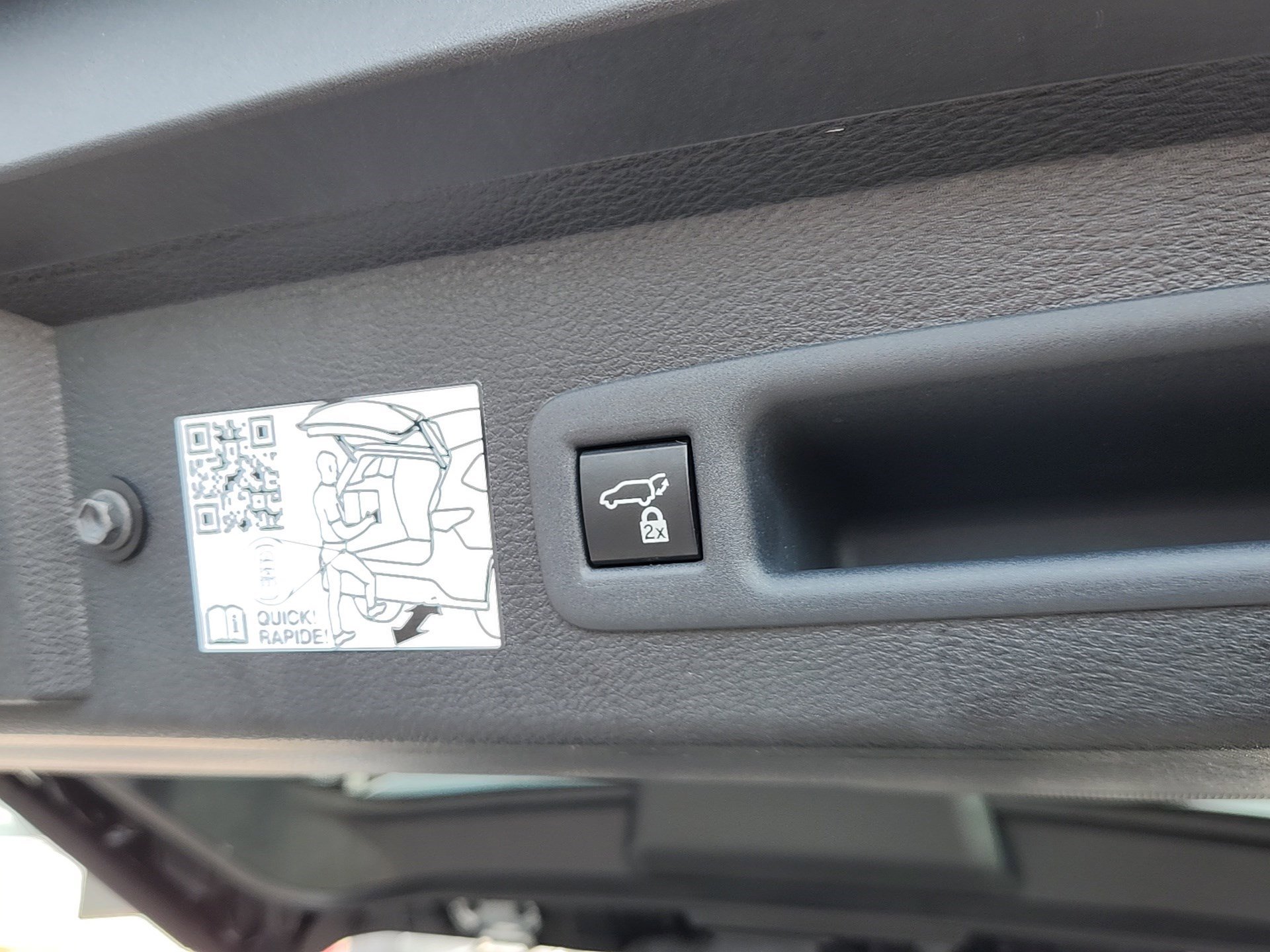 2023 Toyota Sienna XLE - Photo 31