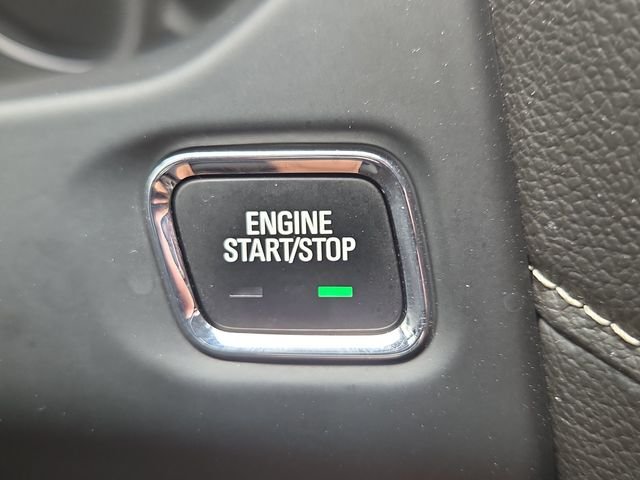 Used 2023 Sterling Metallic GMC SLE image 19