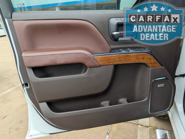 Used 2018 IRIDESCENT PEARL TRICOAT Chevrolet High Country image 17
