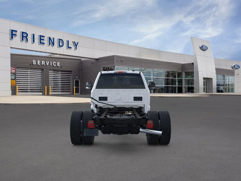 New 2025 Oxford White Ford F-550® XL image 33