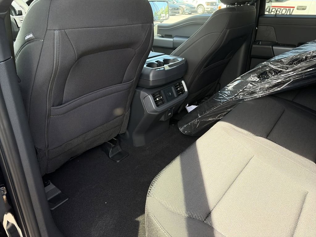 New 2026 Agate Black Metallic Ford XLT image 31