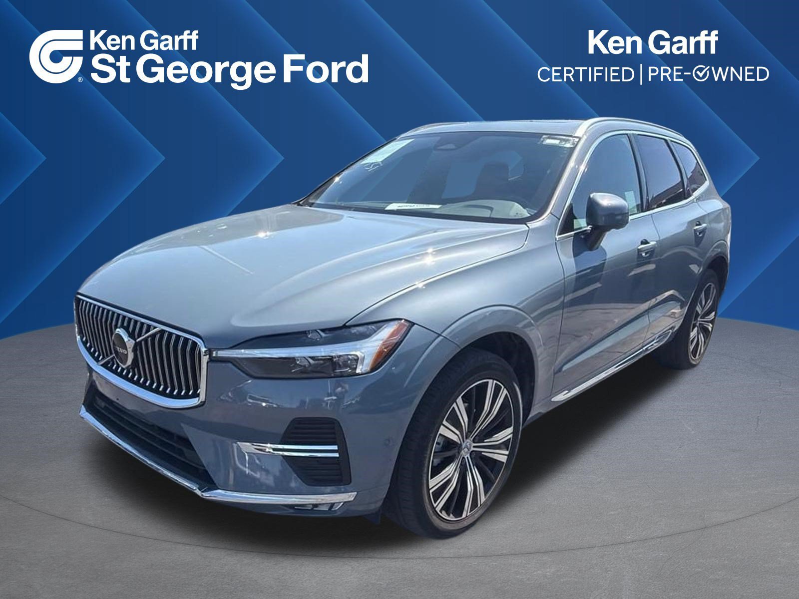 2023 Volvo XC60 B5 Plus Bright Theme AWD's photo