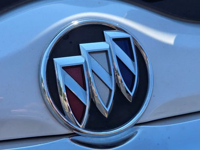 Used 2019 White Buick Premium Group image 20