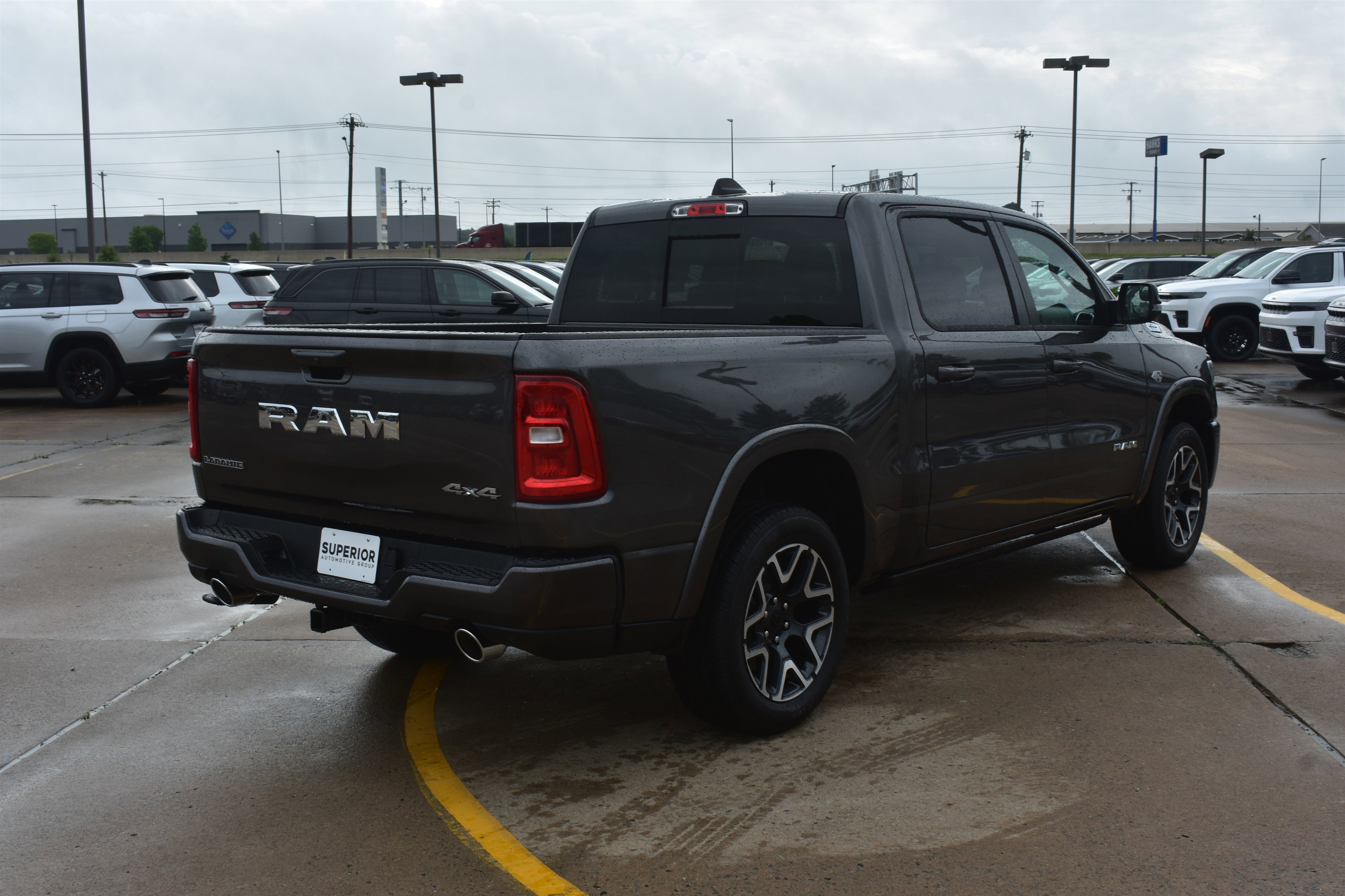 New 2026 Granite Crystal Metallic Clear-Coat Exterior Paint RAM Laramie image 5