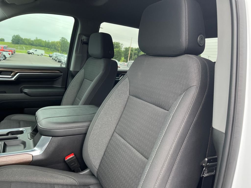 Used 2023 White Chevrolet LT Trail Boss image 12