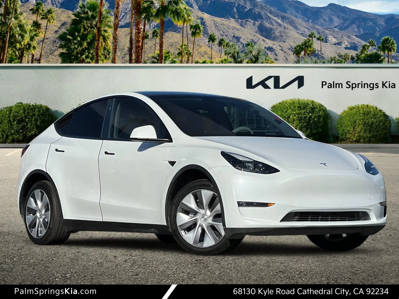 Used 2023 White Tesla Long Range image 1
