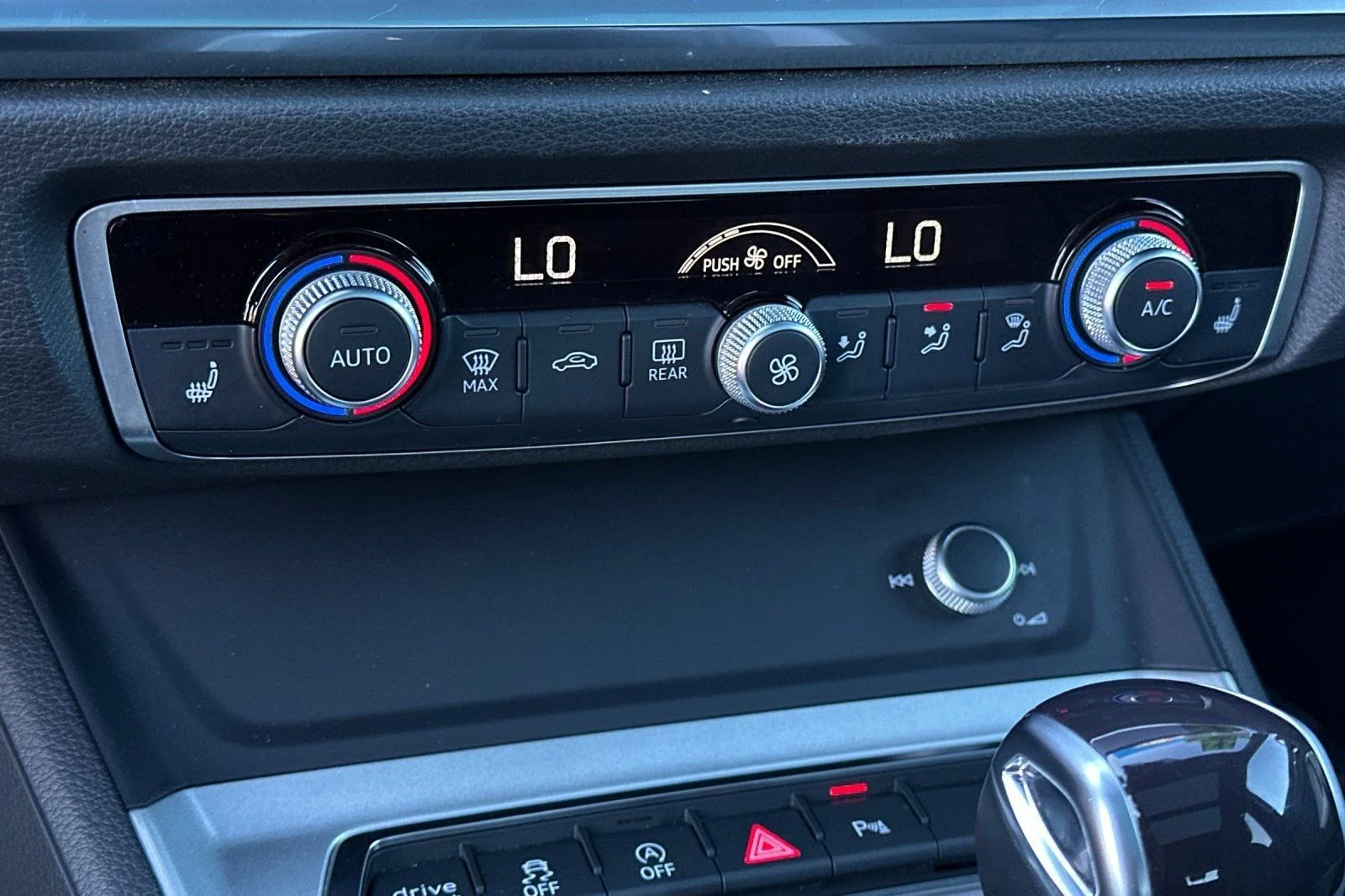 2022 Audi Q3 S Line Premium - Photo 28