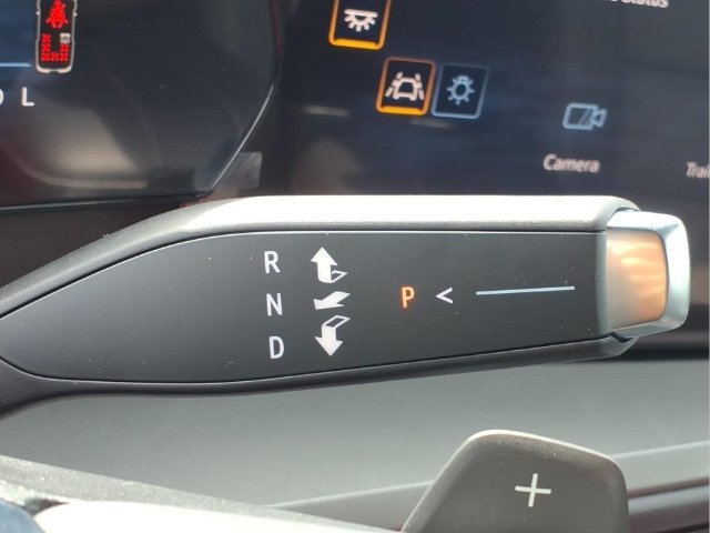 New 2027 Polar White Tricoat Chevrolet LT image 8