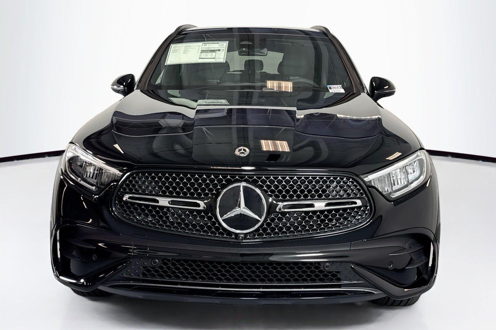 New 2026 Black Mercedes-Benz GLC 300 image 2