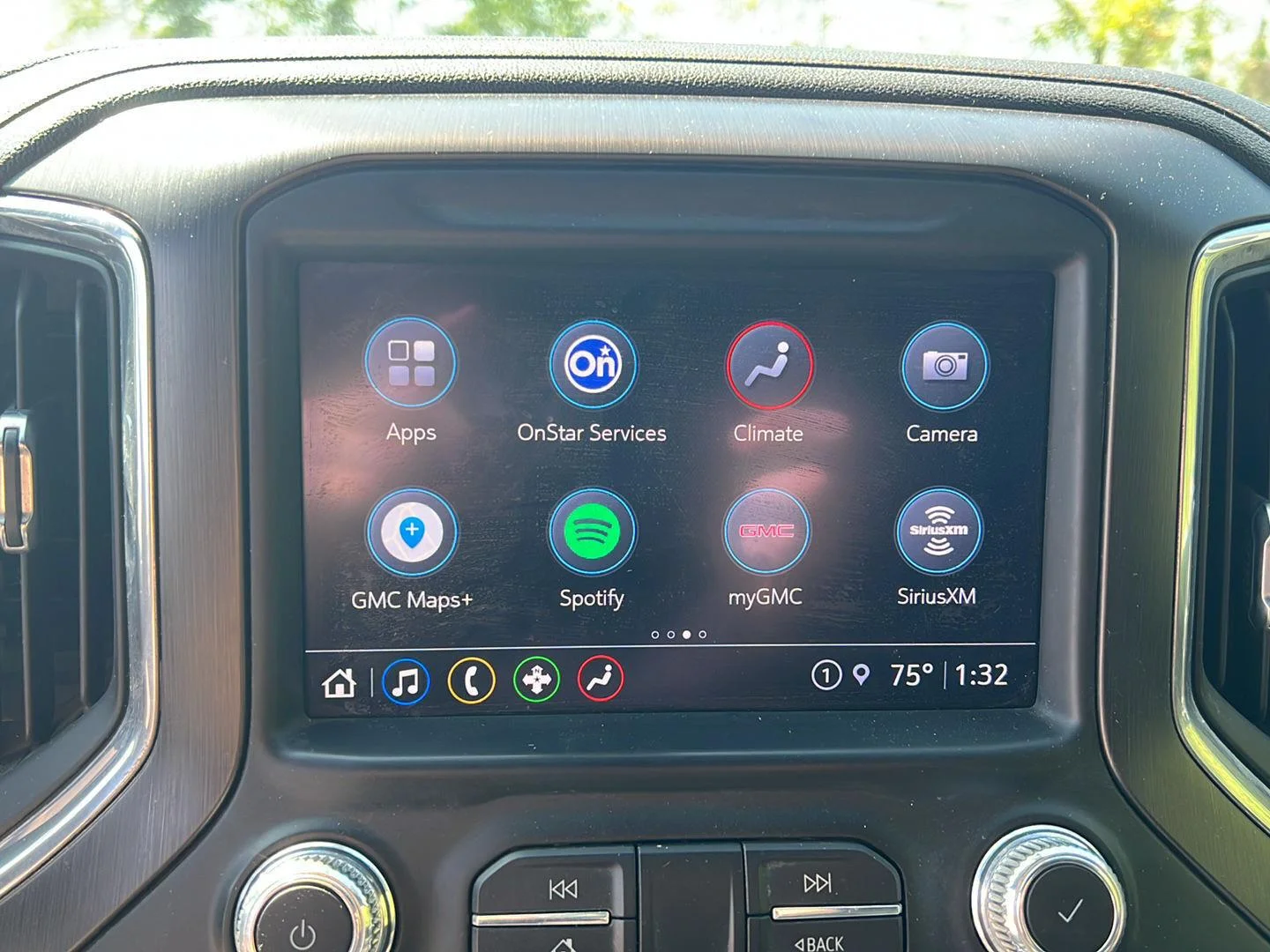 Used 2021 Onyx Black GMC AT4 image 12