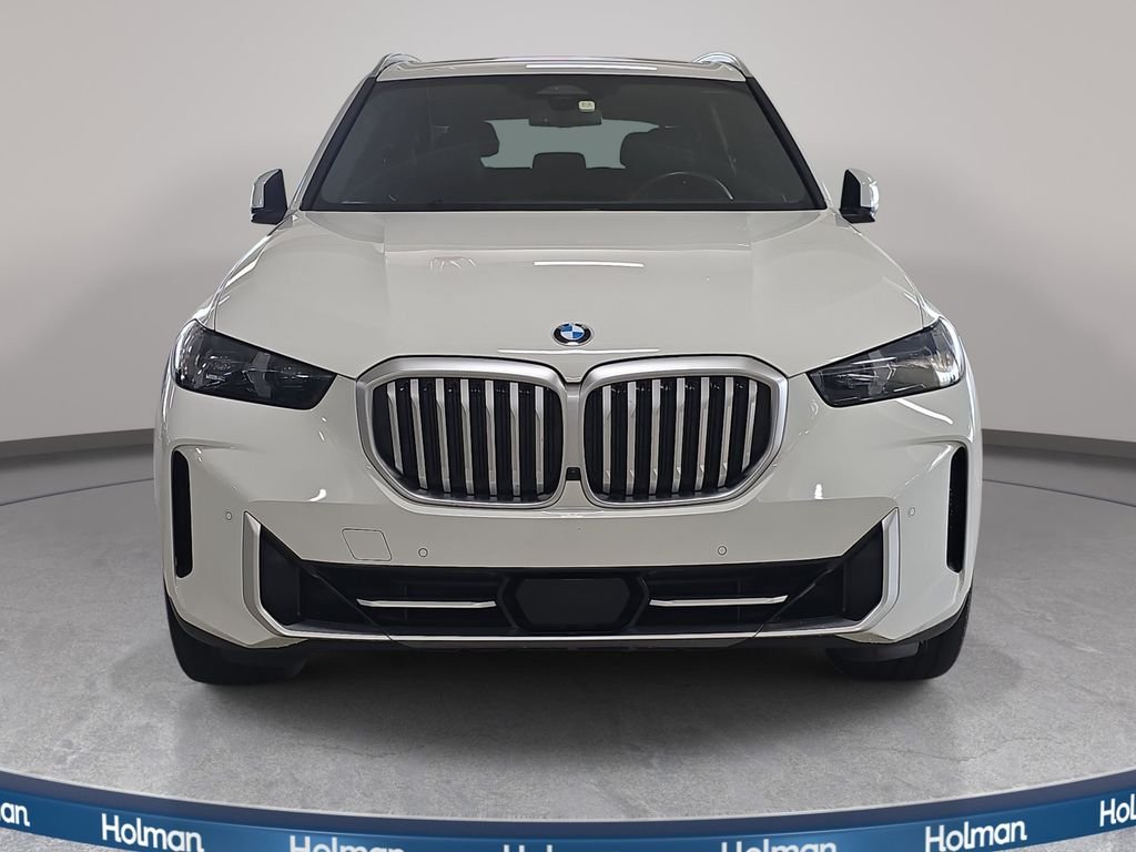 Certified Used 2024 Alpine White BMW xDrive40i image 3