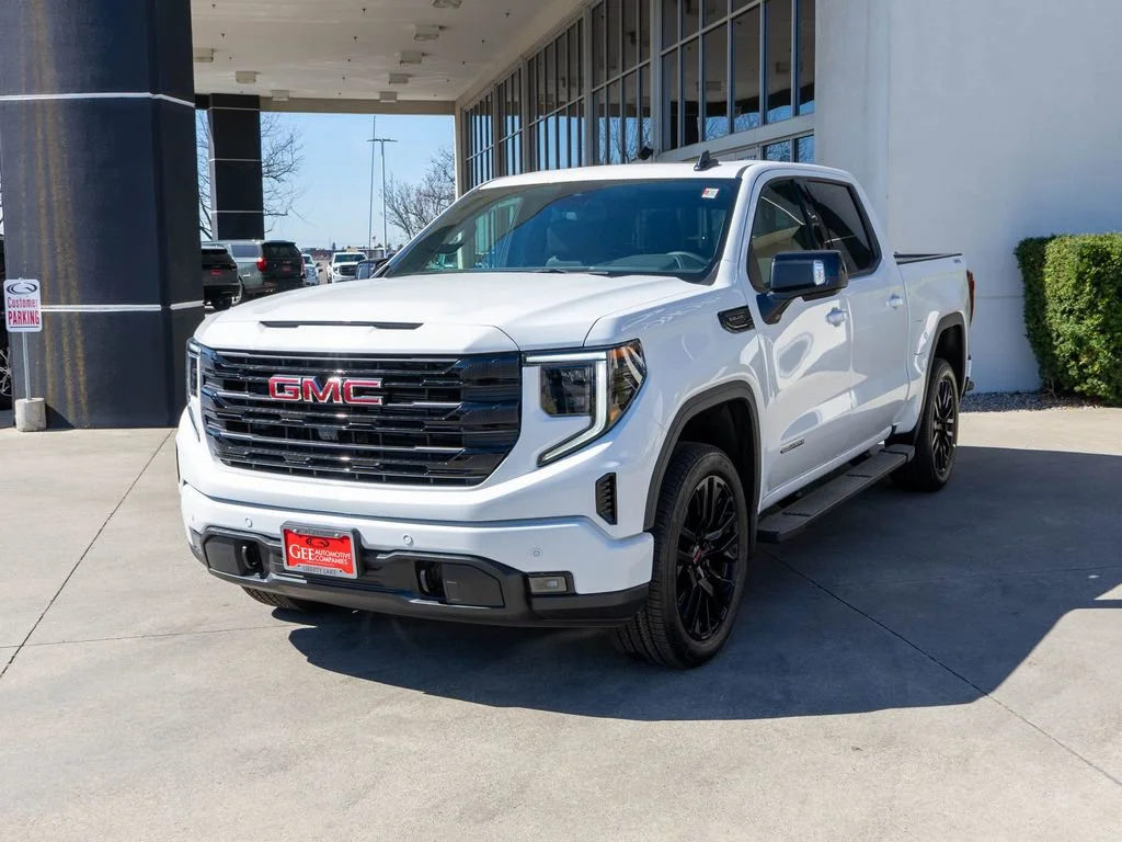 New 2026 Summit White GMC Elevation image 3