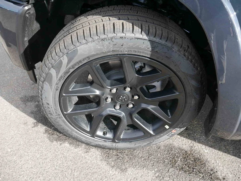 New 2026 Blue Ram Laramie image 12