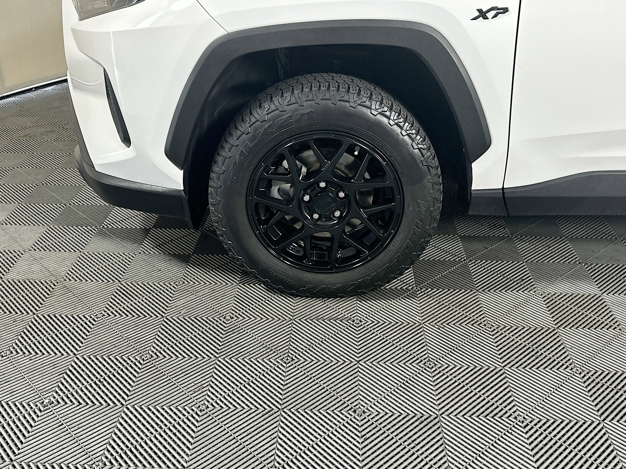Used 2023 Ice Toyota XLE image 11