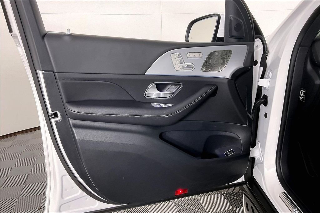 Certified Used 2025 White Mercedes-Benz GLS 450 image 15
