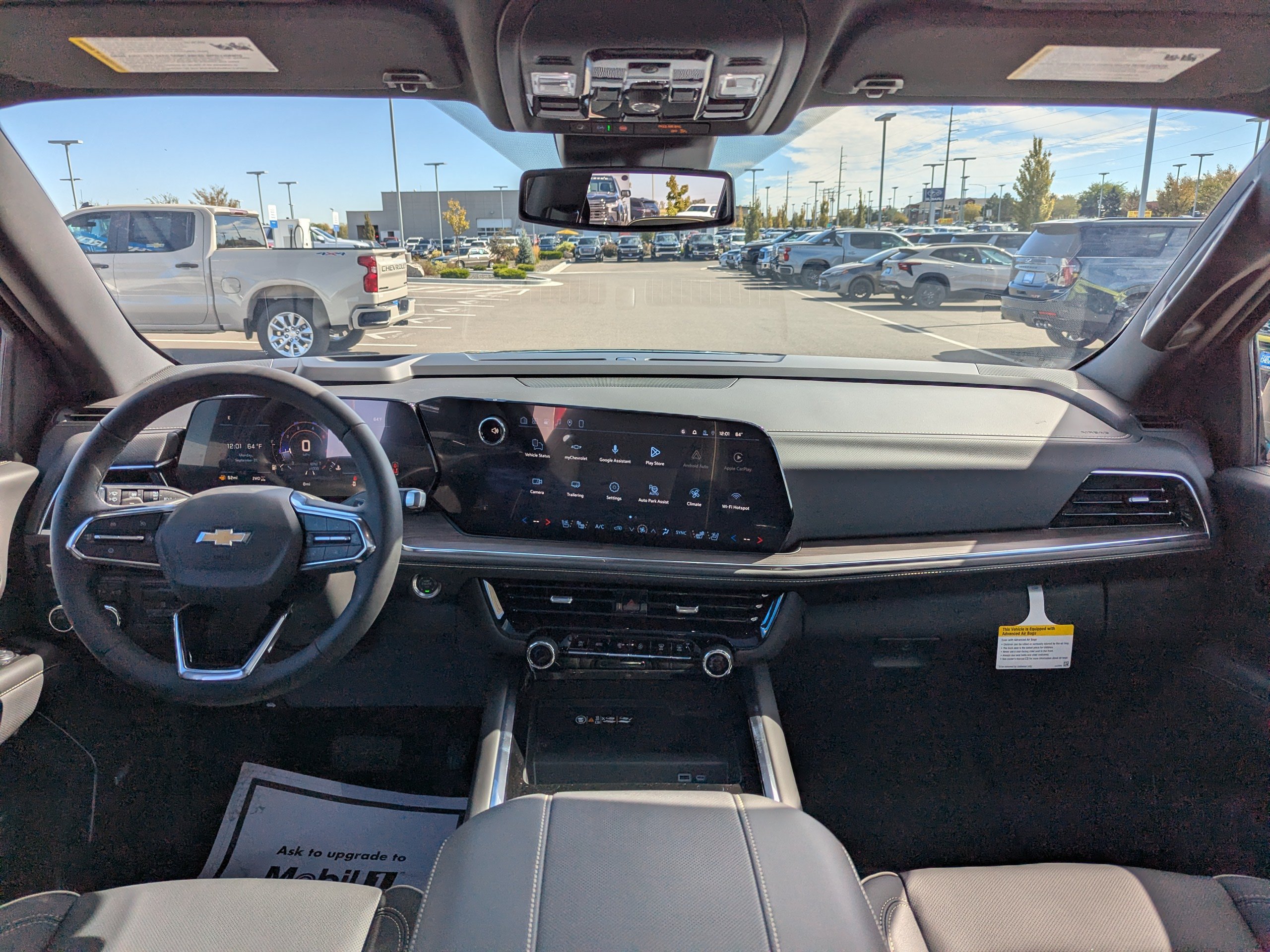 2026 Chevrolet Suburban Premier - Photo 30