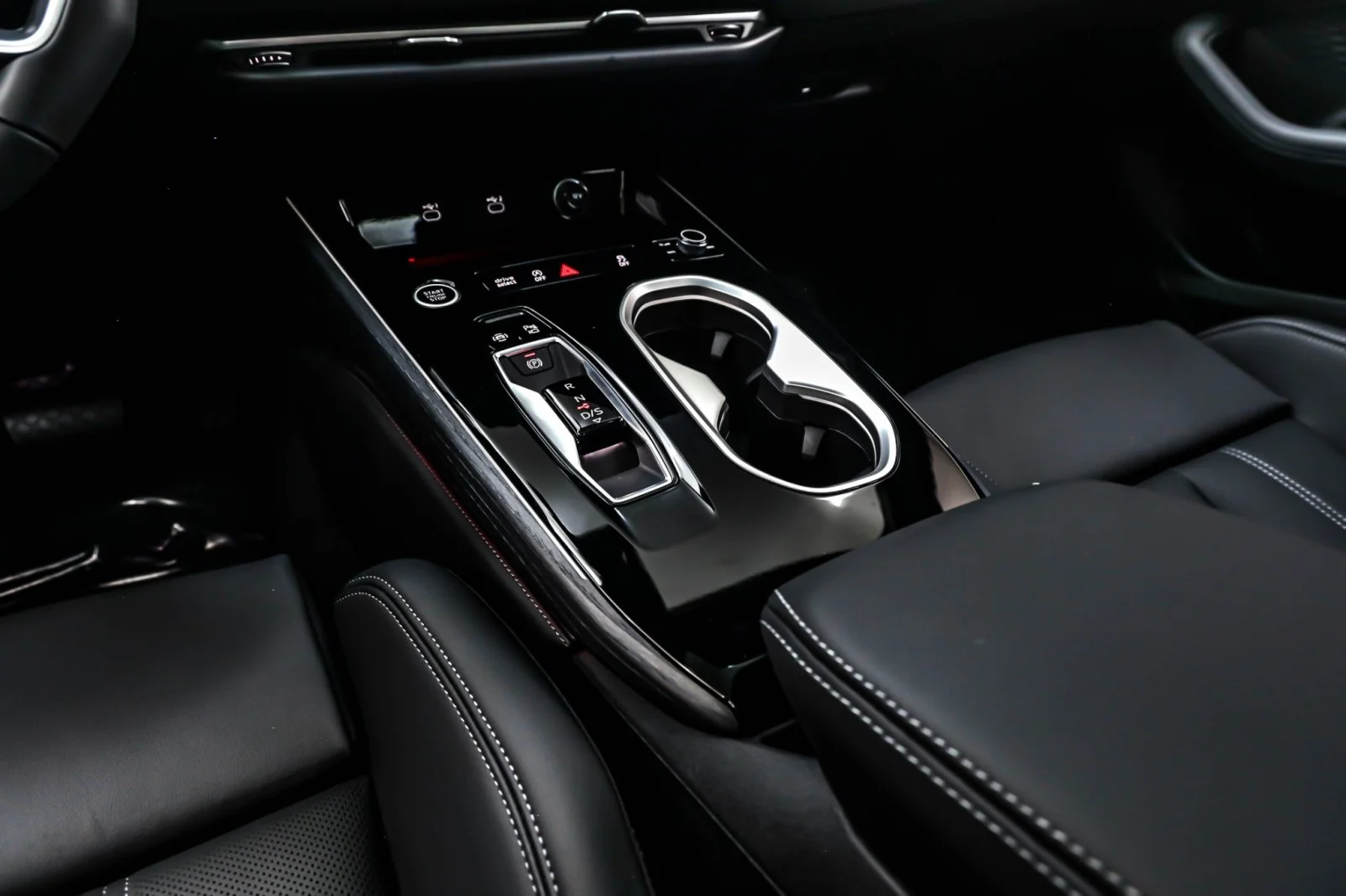 2026 Audi A6 Premium Plus - Photo 6