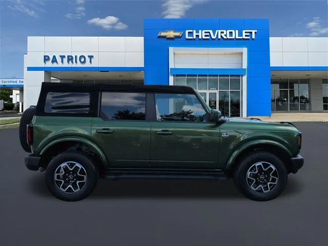 Used 2022 Green Ford Outer Banks image 11