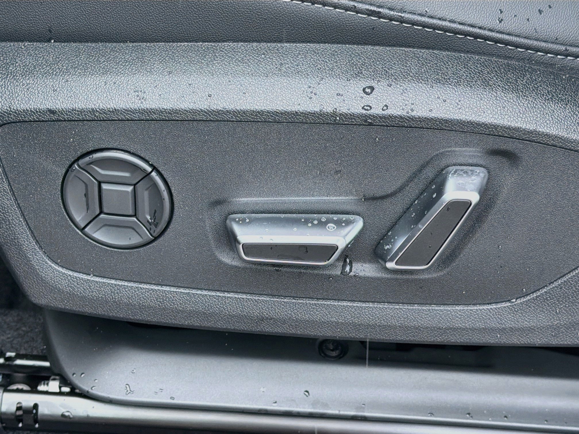 New 2026 Mythos Black Metallic Audi S line image 23