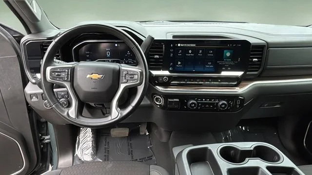 Used 2025 Cypress Gray Chevrolet LT image 12