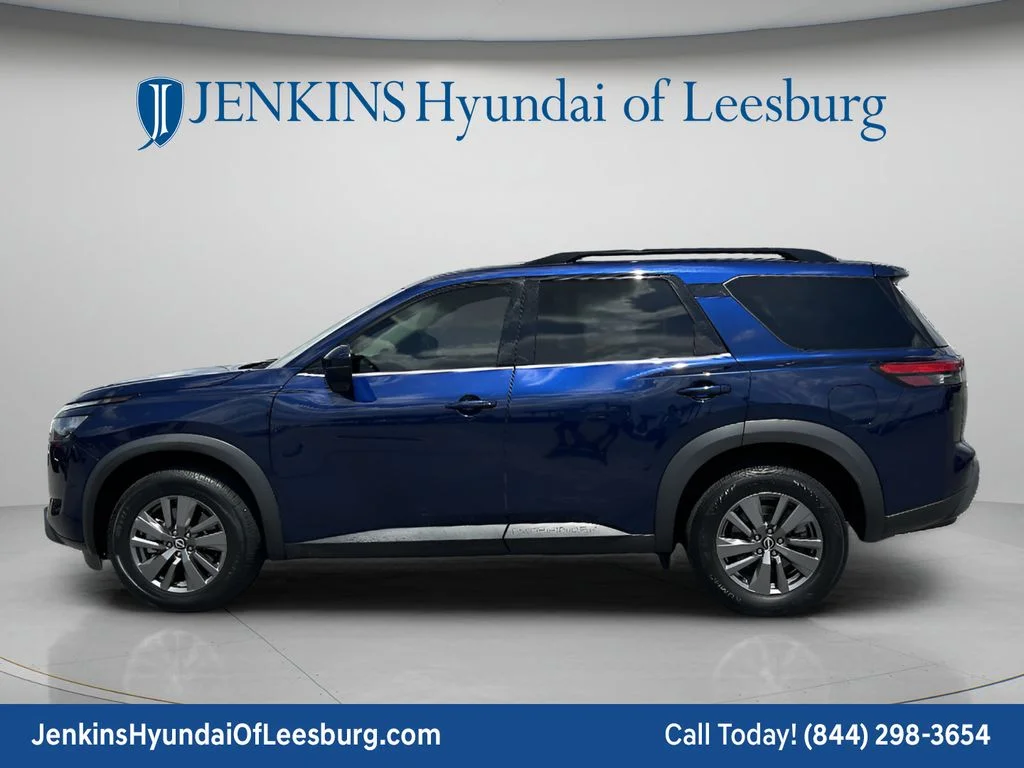 Used 2025 Blue Nissan SV image 9